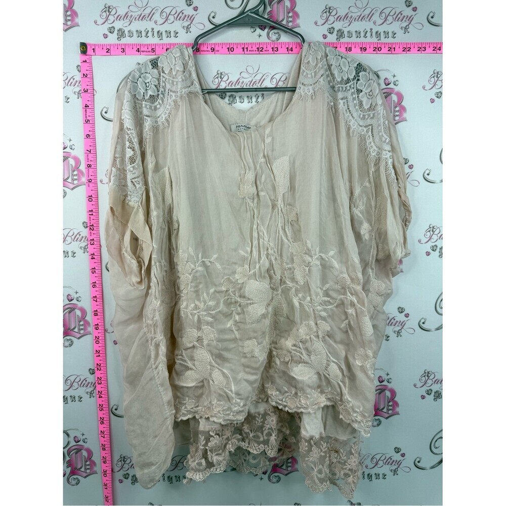 Femme fatale T-shirt Italy light cream pink Boho Lace-Trim Cream Tunic Top